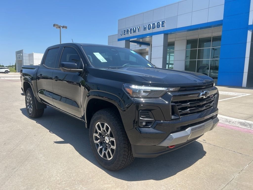 2026 Chevrolet Colorado Z71 in Black — front three-quarter view